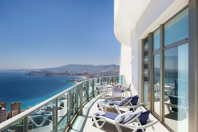 Image de Benidorm sky - High-rise apartments