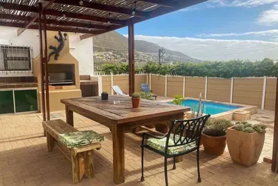 Image de Fuss-Free Family home | Pool & Fireplace