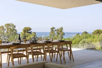 Image de La Villa Canareccia, superbe villa 4 chambres à Ajaccio, accès mer 5 min à pied