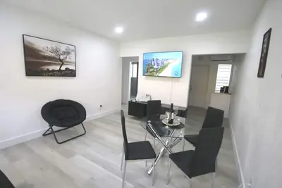 Image de 251 Airport/Top House Apartment 2