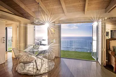 Image de Clifton Yolo Spaces - Clifton Sea View Penthouse