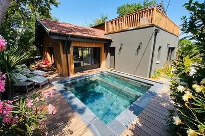 Image de Ô Bassin 4* Vue Mer, Jacuzzi et Piscine 8 personnes