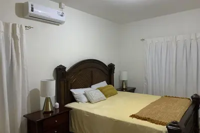 Image de Portmore Hideaway - Cozy 2 bedroom 2 bath retreat in quiet neighborhood. \n\n\n\n\n