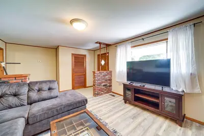 Image de Pet-Friendly Bixby Getaway with Deck!