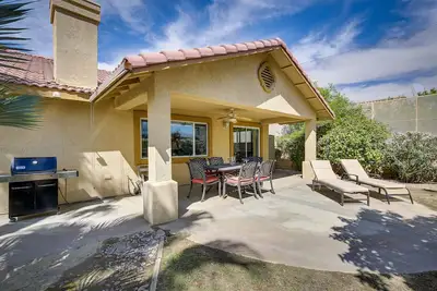 Image de Resort Perks, Patio & Gas Grill: Indio Retreat!