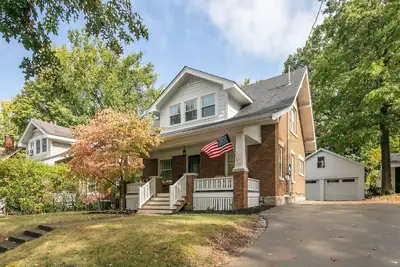 Image de Peaceful Chevy Chase Retreat