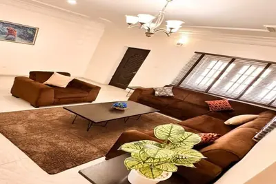 Image de Tastefully Furnished Three Bedroom at Gariki Abuja