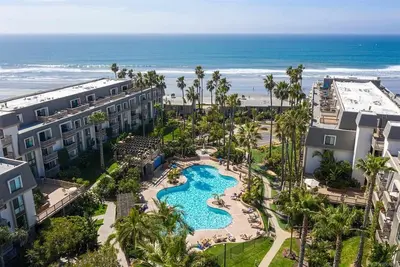 Image de Resort Style * Pool+Hot Tub * Direct Beach Access
