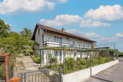 Image de Superbe maison à Rijeka avec WiFi