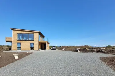 Image de Maison confortable à Bremnes avec WiFi