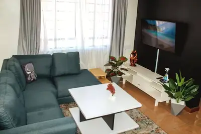 Image de Enjoy a stylish experience at this centrally located abode to the Cbd & Airport