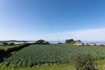 Image de Maison de pecheur en pierres vue mer 300m de la plage