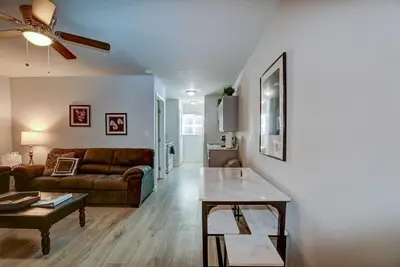 Image de *Walk to Bars & Food*Gather*Whiskey Row Casa*