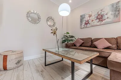 Image de Recaredo, Nº5- 1-bedroom penthouse apartment with living room 3rd Floor