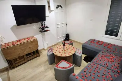 Image de Petit logement Cosy Courbevoie centre La Défense