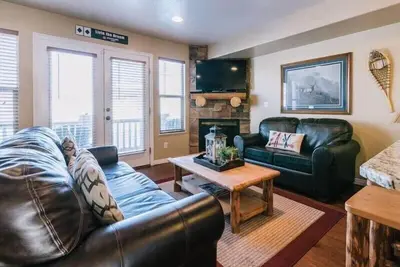 Image de Basin Lakeside Getaway Mh702|Near Powder Mtn |Hot Tub