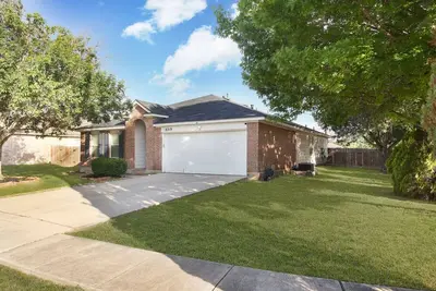Image de Single floor open layout 3/2 Sfh w/in 30 mins of New Braunfels & Sa Pet friendly