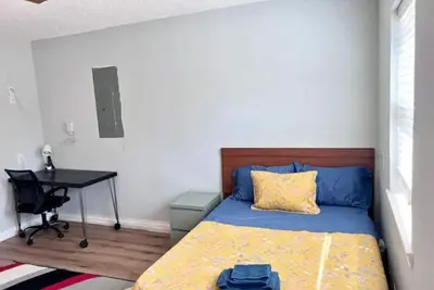 Image de Clean, Cozy and Spacious 5bedroom 2baths