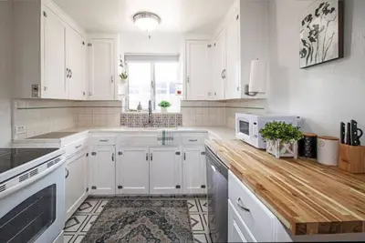 Explore Co- Hill Top home!