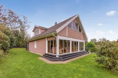 Image de Belle maison de 5 chambres à Båstad