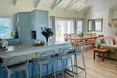 Image de Sunbird Villa | Sea and mountain escape