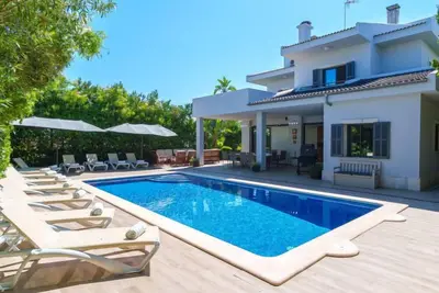 Image de Diagonal by Interhome
