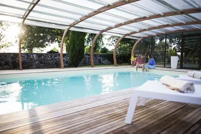 Image de Domaine du Salvignol, maison de vacances avec piscine privée et spa au cœur de la nature