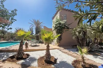 Image de Petite Villa-Riad de charme, piscine partagé  à 11 km de la médina de Marrakech