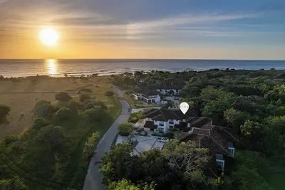Image de New Ocean View Home in the Exclusive Hacienda Pinilla community, daily housekeeping