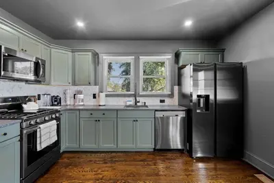 Image de #28- *Modern Bungalow*