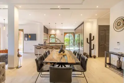 Image de Luxe et Détente - Haut - standing - Piscine