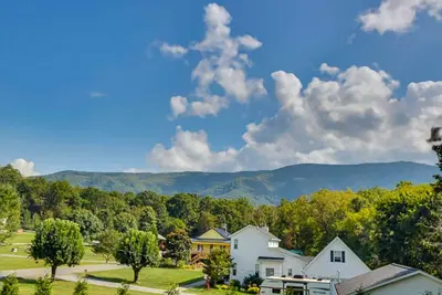 Image de 7‑Bedroom Family Getaway w/ Hot Tub
