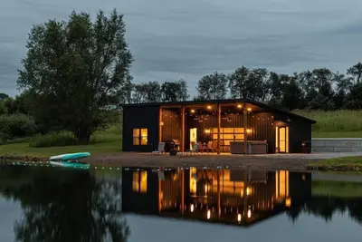Image de Whispering Pines Retreat by Private Lake/ Villa #1