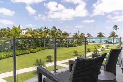 Image de Modern Cable Beach Condo