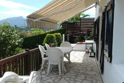 appartement au calme, vue montagne, prés de la baie de st jean de luz