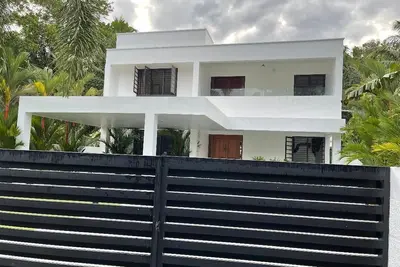 Image de 3 bed 3 bath, 2 kitchen, executive villa in Kowdiar, Trivandrum, Kerala\n