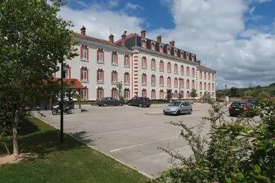 Image de Tranquil Duplex Apt | Free Parking + Tnt Tv
