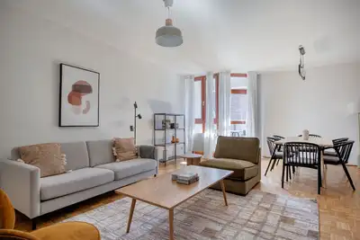 Image de Airy Döbling 3br w/ Balcony & Elevator, nr Restaurants, by Blueground