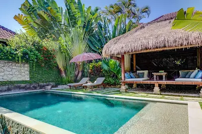 Charming 2br Villa, Seminyak - Perfect Bali Home! 8Min Walk To The Beach!