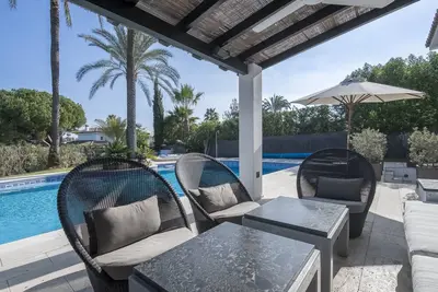 Image de Villa \"Mike\" avec piscine privée et Wi-Fi
