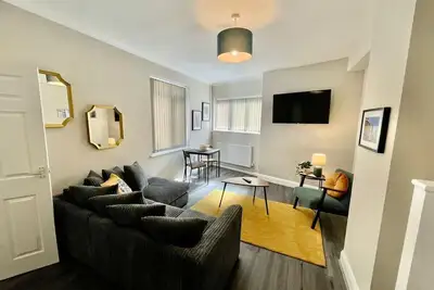 Image de Recently Renovated Property In Stoke on Trent