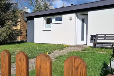 Image de Gemütliches Ferienhäuschen in Wassernähe am Rande der Schleistadt Kappeln