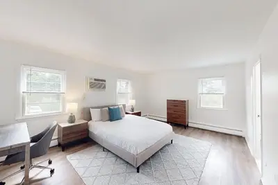 Pine Brook Apartments: Luxurious living in a stunning wooded setting