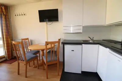 Image de À 300m des pistes de ski, 2ème étage, vue montagne, balcon, télévision, casier à ski, 21m², Tignes