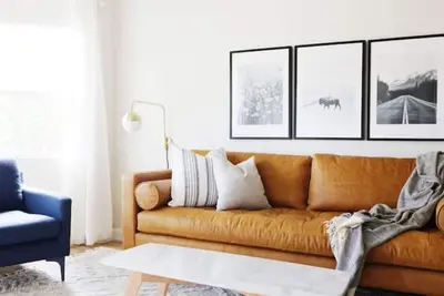 Image de The 1917 • Renovated Downtown Bungalow with Private Fenced Yard