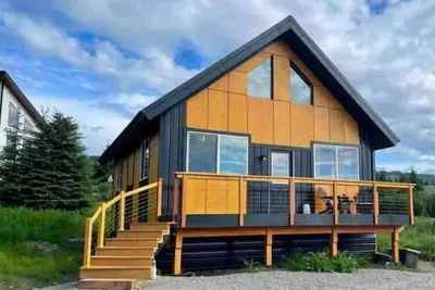 Image de Cozy Modern Cabin with a View