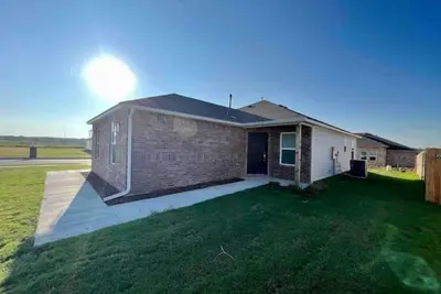 Image de Brand New Entire Home and Garage, 20 min from Airport