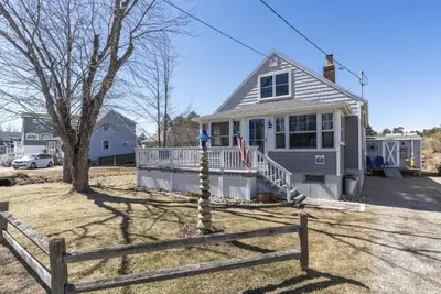 Image de Charming cottage only 3 min walk to beach!