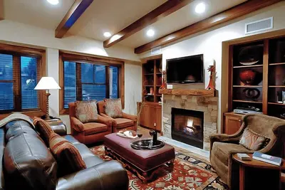 Image de Innsbruck Aspen | Deluxe 2 Br Suite 04 w/ Hot tub, Centrally located