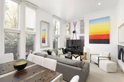 Image de Old Hundred Unit 107 | Townhouse with a Great Location 2 Blocks to Aspen Mountain